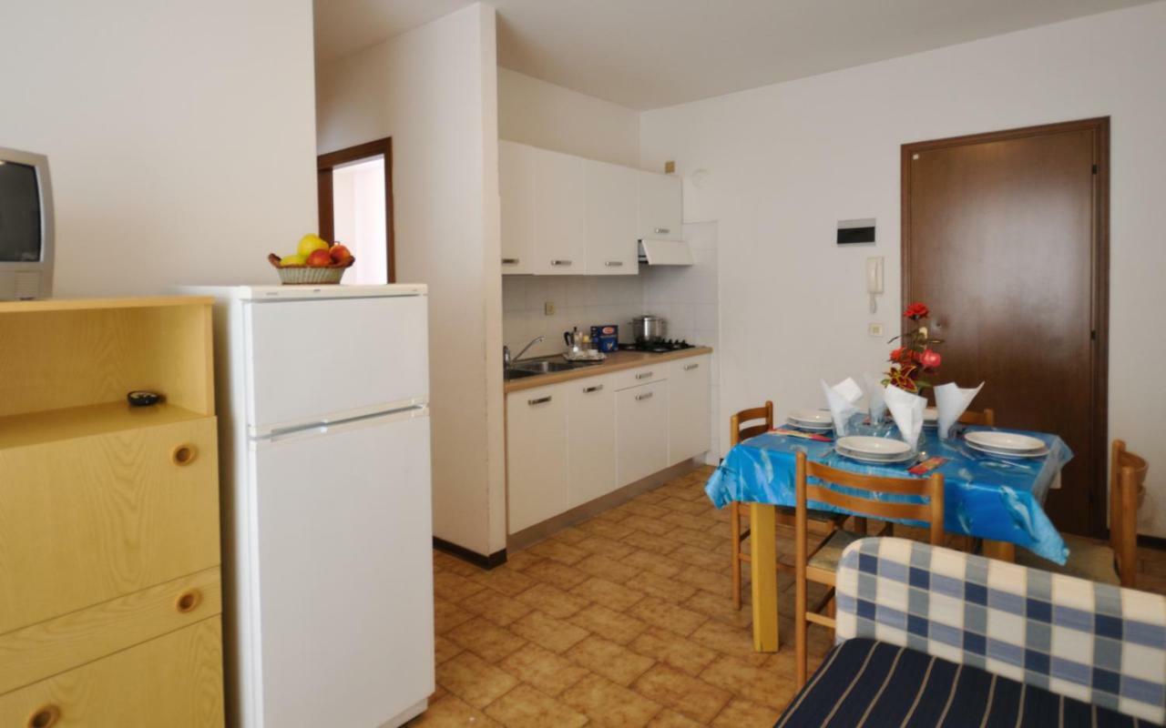 Condominio Pleione Bibione Bagian luar foto